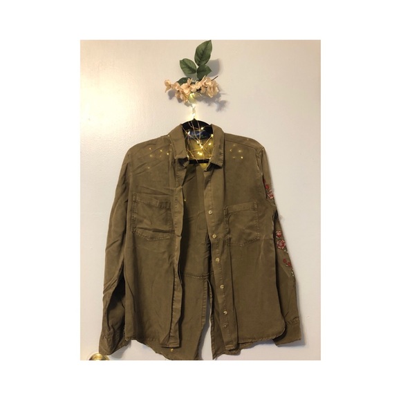 Navy green button up - Picture 1 of 2